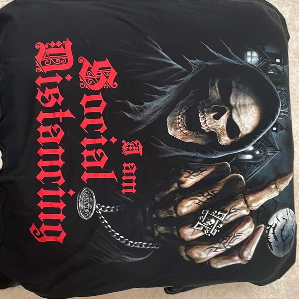Mens tee shirt